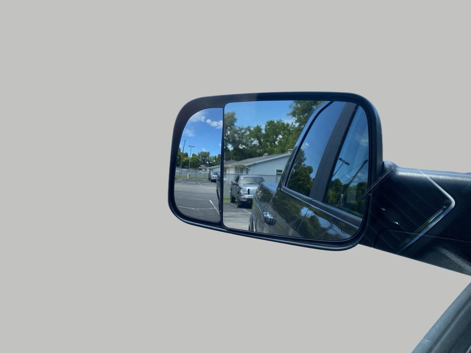2018 RAM 2500 Laramie 4x4 Crew Cab 6'4 Box
