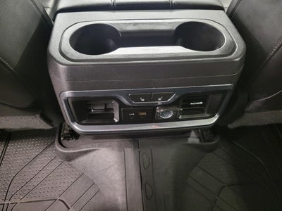 2019 Chevrolet Silverado 1500 4WD Crew Cab 147 High Country