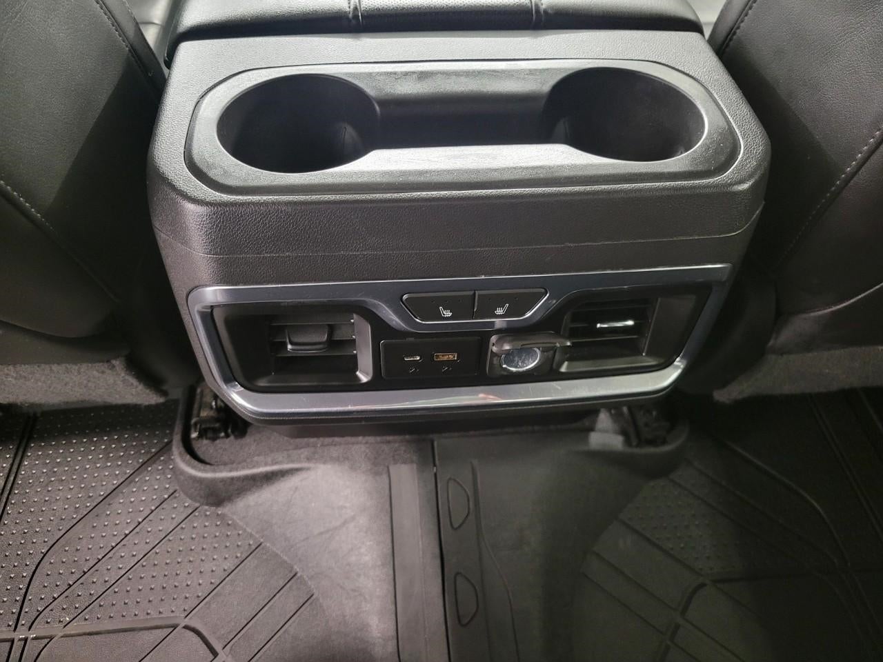 2019 Chevrolet Silverado 1500 4WD Crew Cab 147 High Country