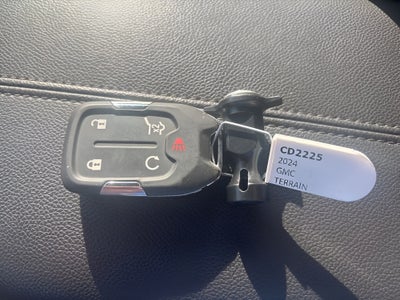 2024 GMC Terrain AWD 4dr SLT
