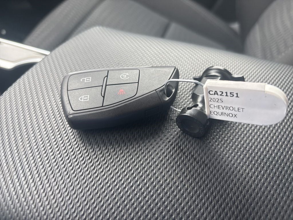 2025 Chevrolet Equinox LT