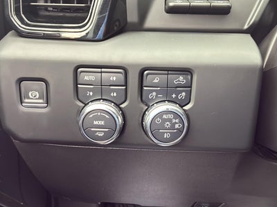 2024 GMC Sierra 1500 4WD Crew Cab 147 AT4X