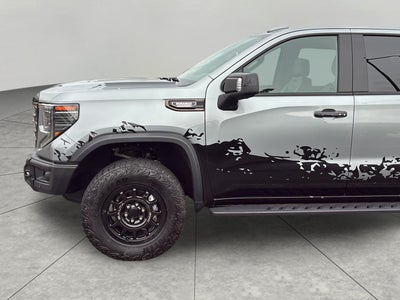 2024 GMC Sierra 1500 4WD Crew Cab 147 AT4X