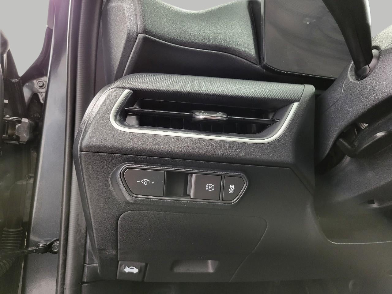 2025 Kia K4 LXS FWD