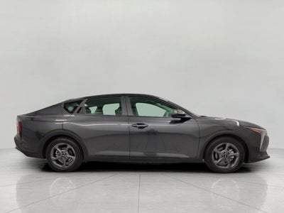 2025 Kia K4 LXS FWD