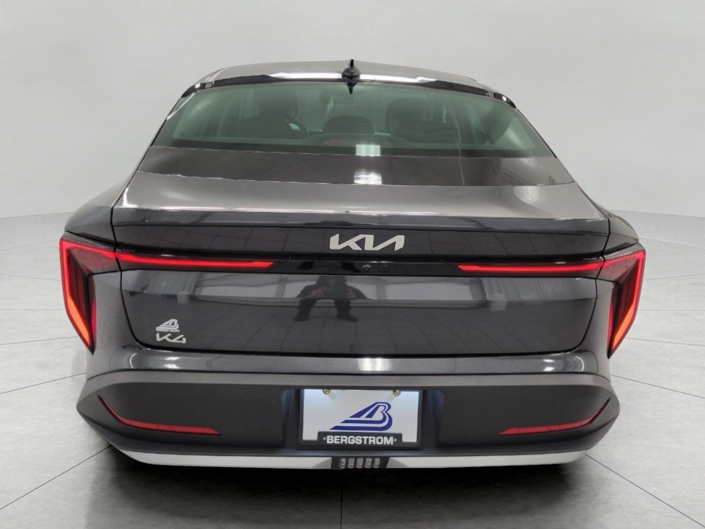 2025 Kia K4 LXS FWD