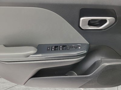 2025 Kia K4 LXS FWD