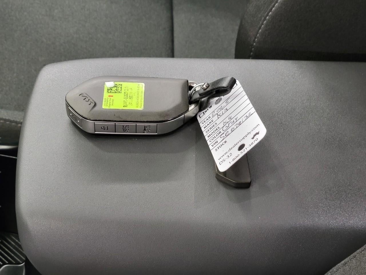 2025 Kia K4 LXS FWD