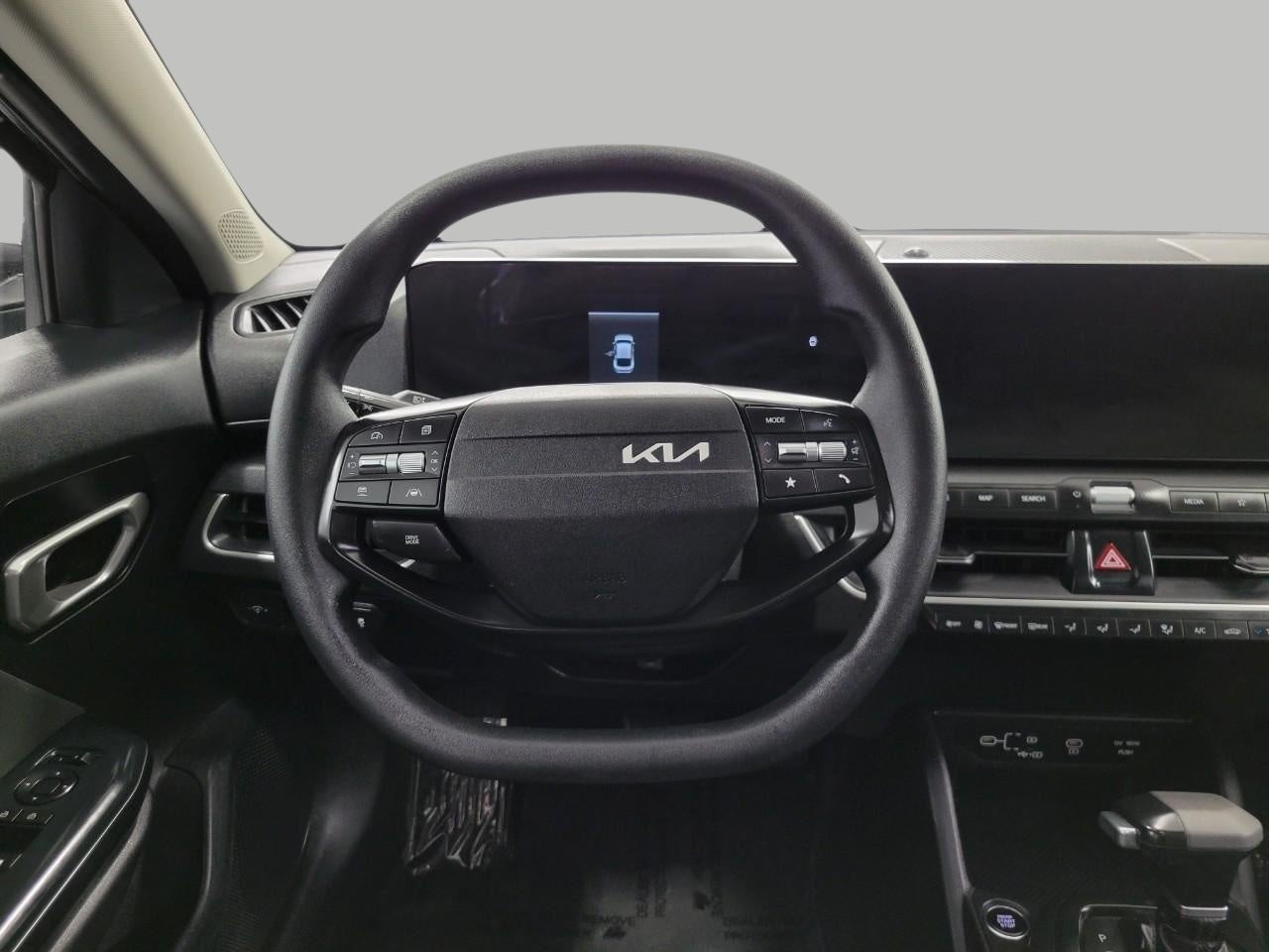 2025 Kia K4 LXS FWD