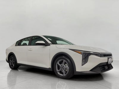 2025 Kia K4 LXS FWD