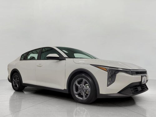 2025 Kia K4 LXS FWD
