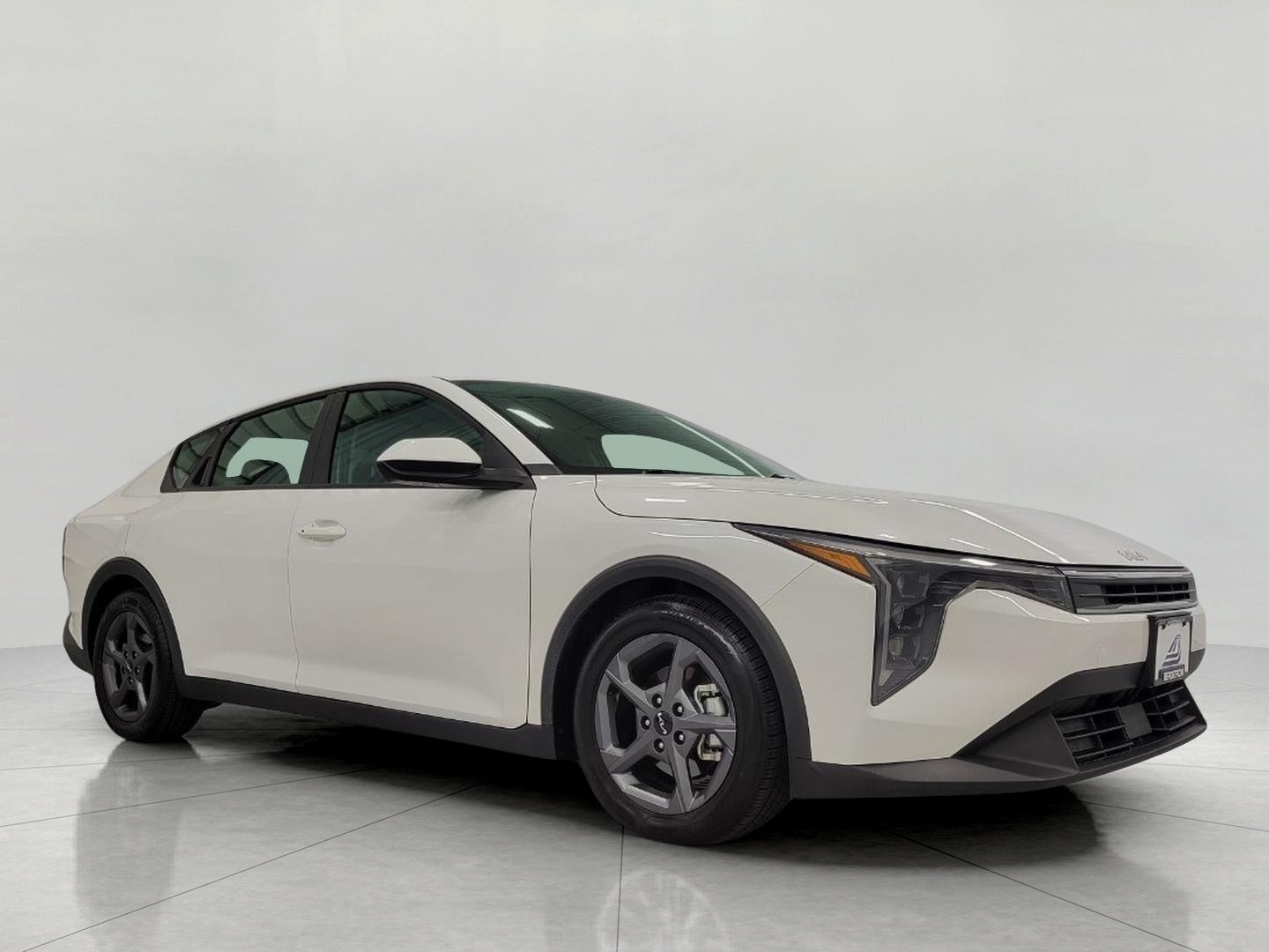 2025 Kia K4 LXS FWD