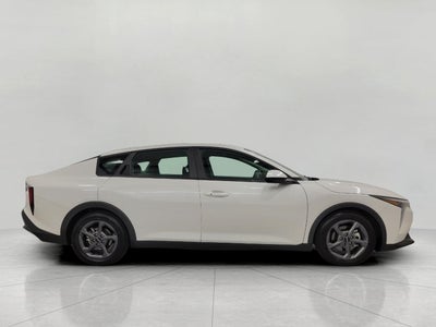 2025 Kia K4 LXS FWD