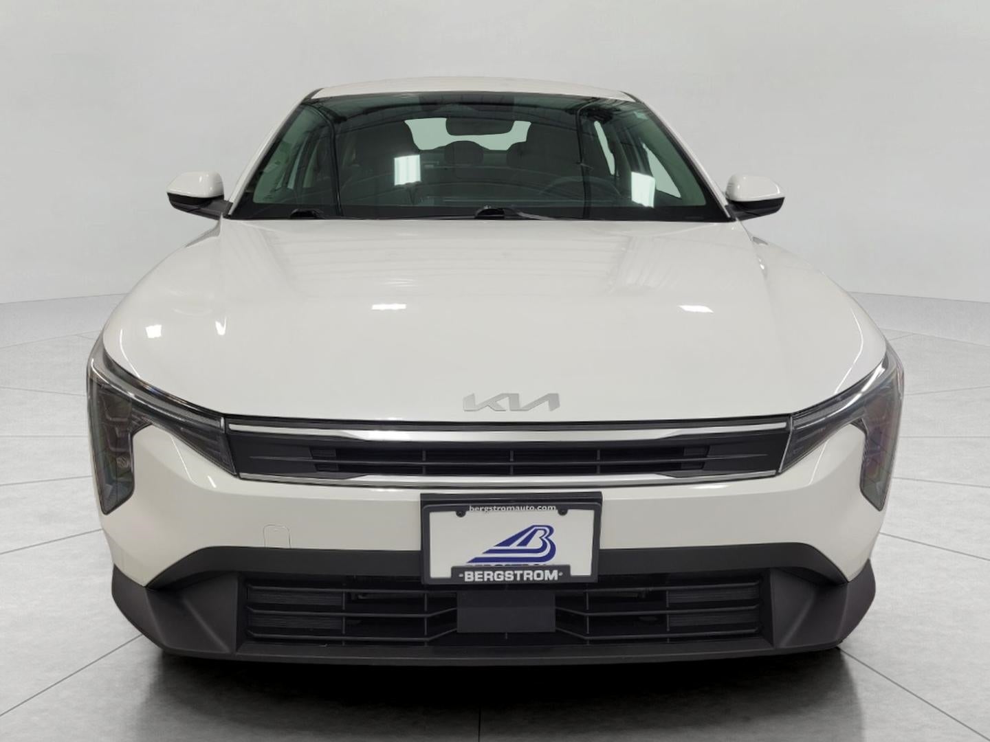 2025 Kia K4 LXS FWD