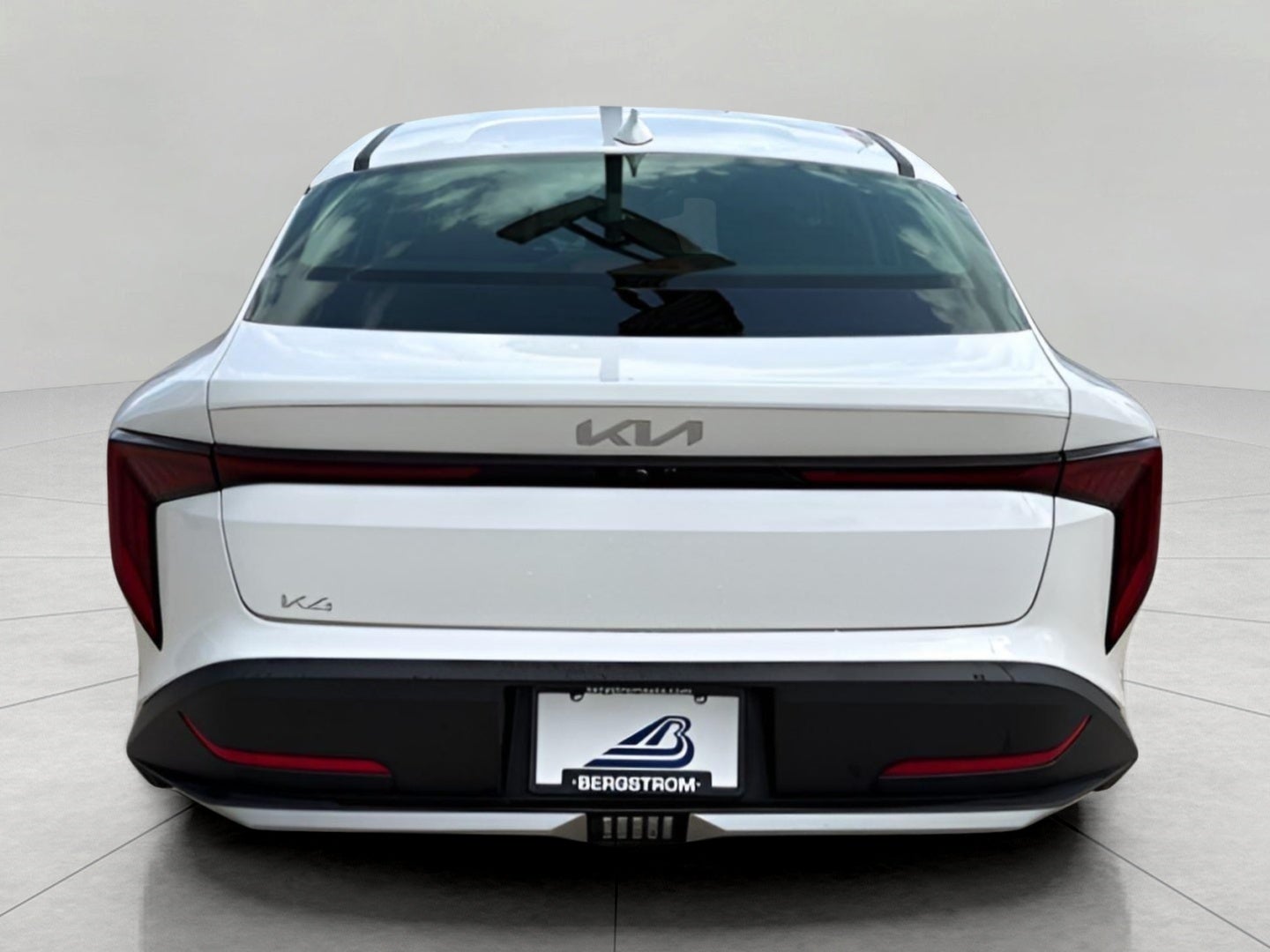 2025 Kia K4 LXS FWD