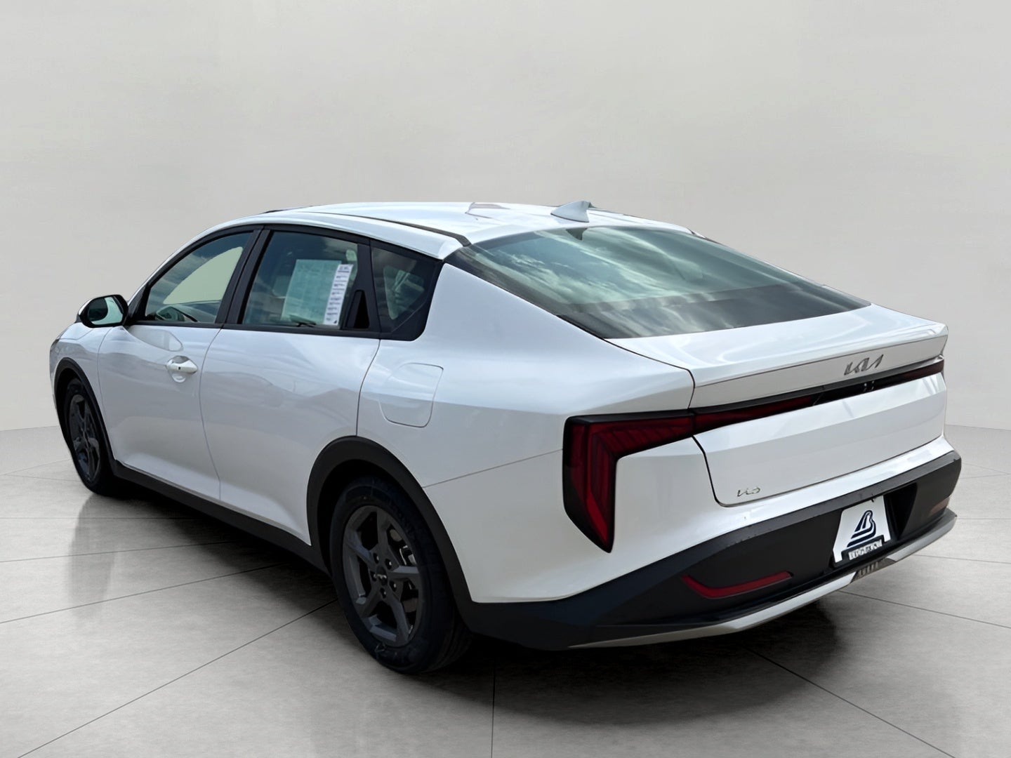 2025 Kia K4 LXS FWD