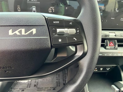 2025 Kia K4 LXS FWD