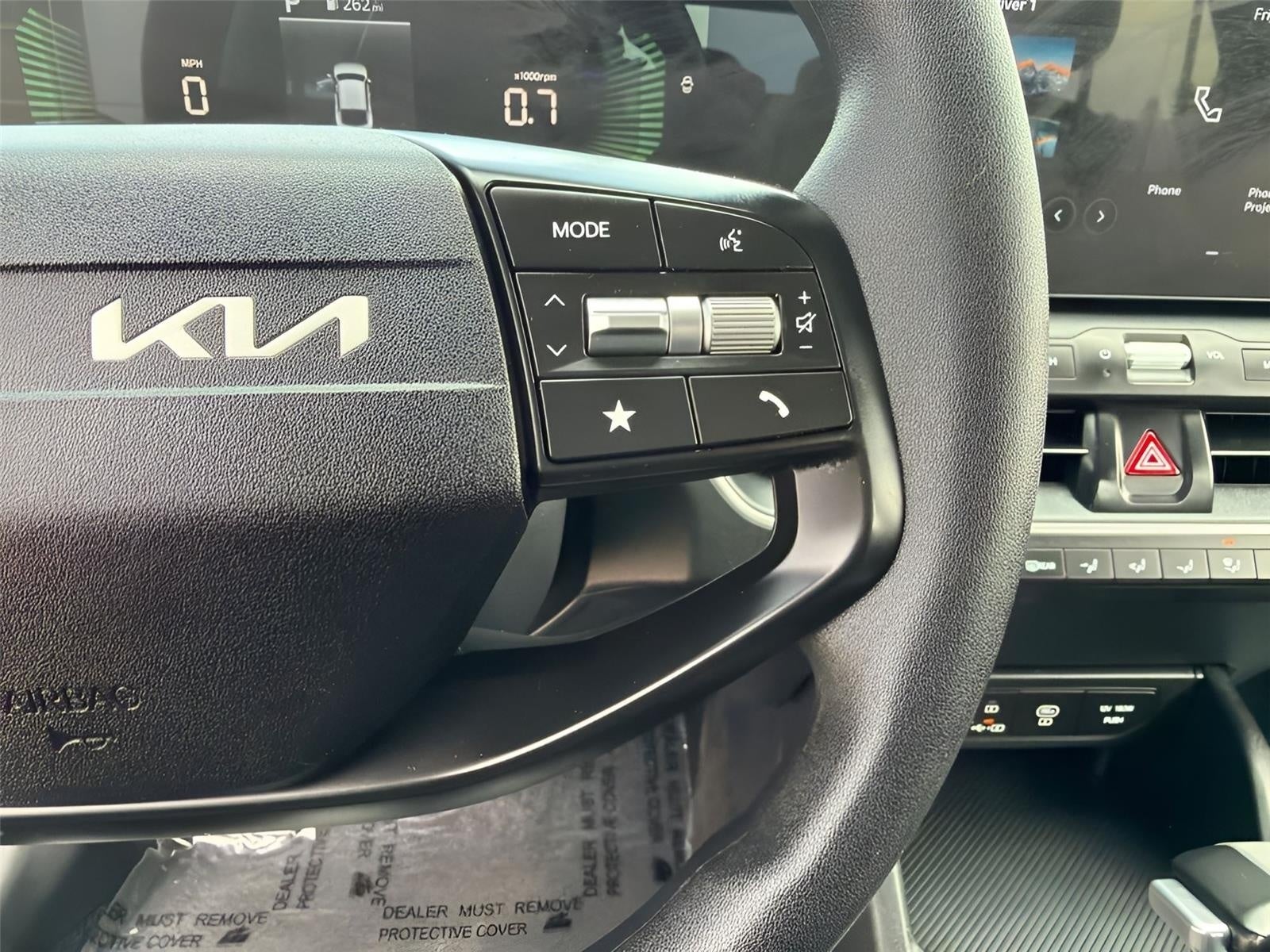 2025 Kia K4 LXS FWD