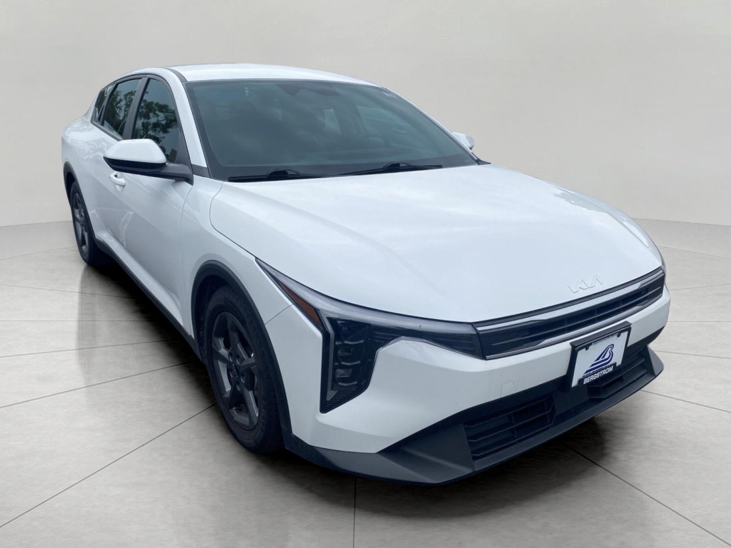 2025 Kia K4 LXS FWD
