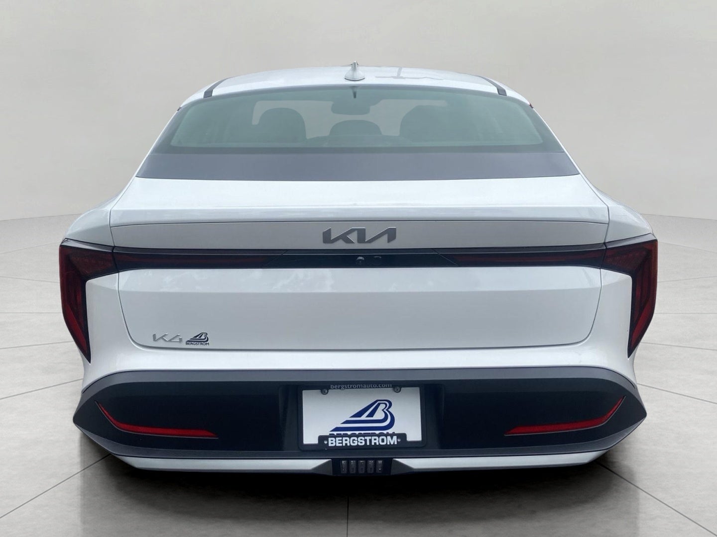 2025 Kia K4 LXS FWD