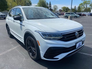 2022 Volkswagen Tiguan 2.0T SE R-Line Black