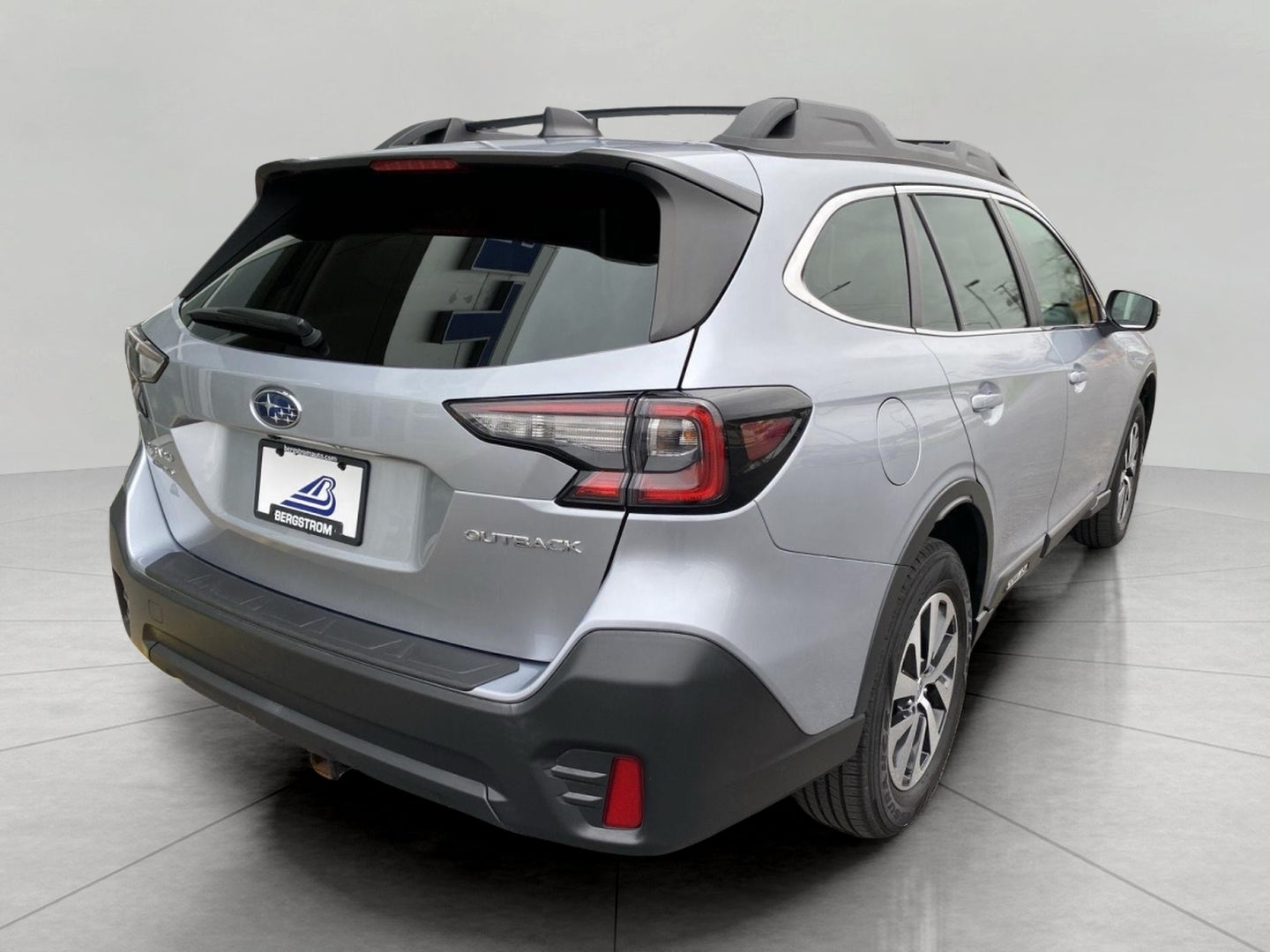 2022 Subaru Outback Premium CVT