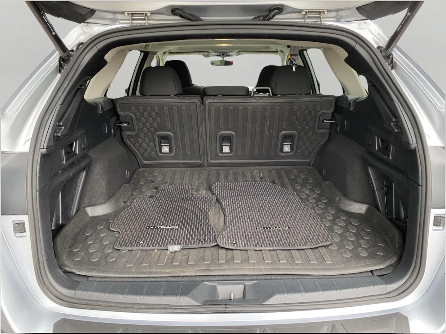 2022 Subaru Outback Premium CVT