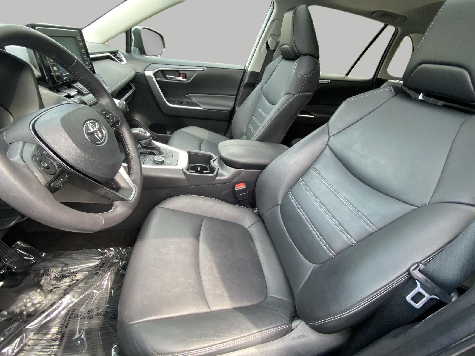 2022 Toyota RAV4 Hybrid XLE Premium AWD