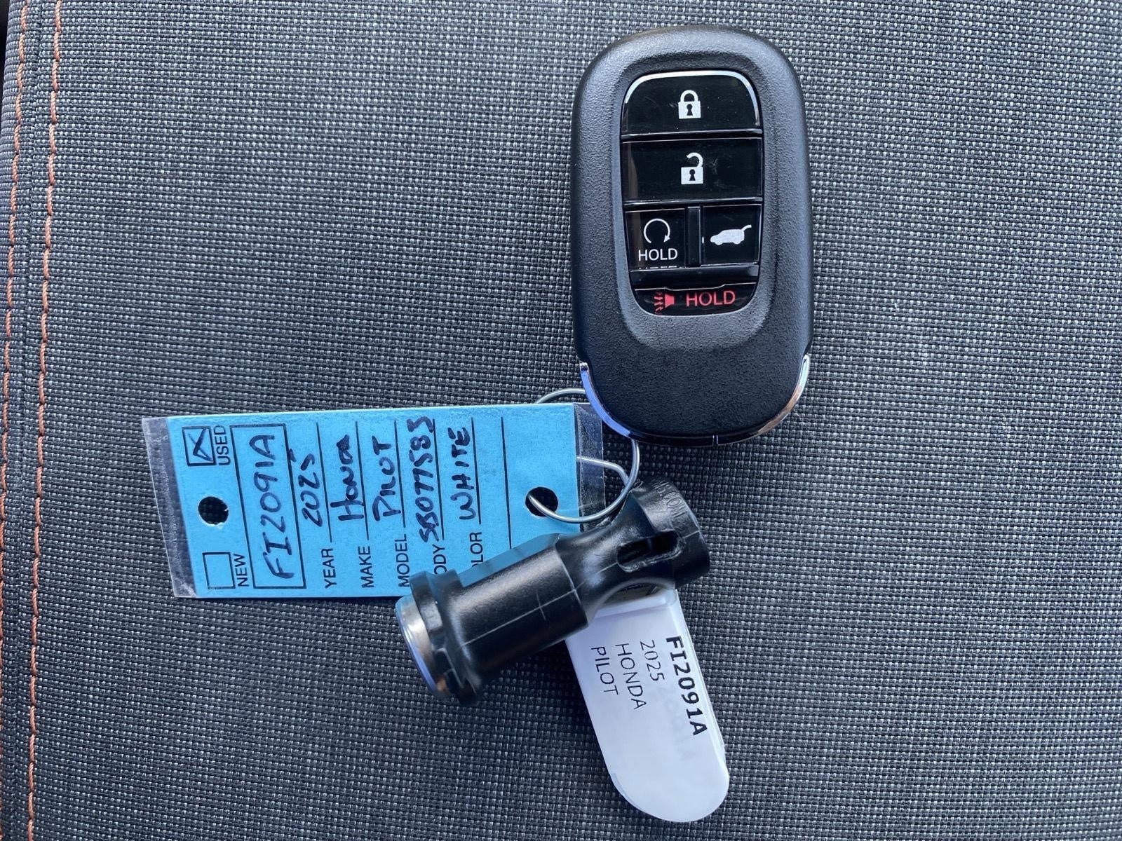 2025 Honda Pilot Sport AWD