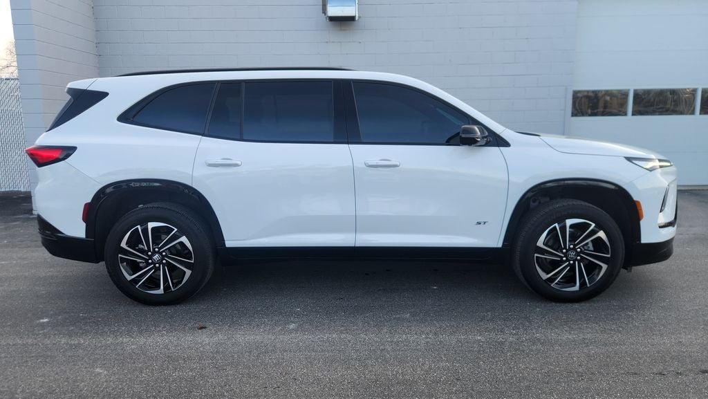 2025 Buick Enclave Sport Touring