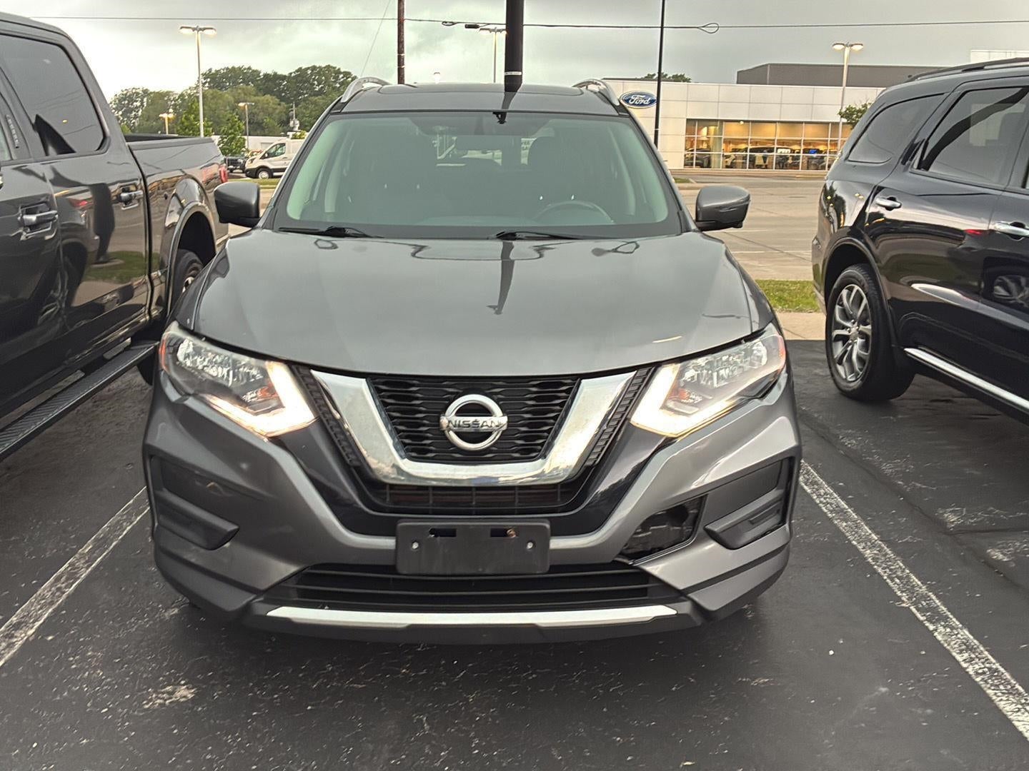 2017 Nissan Rogue SV