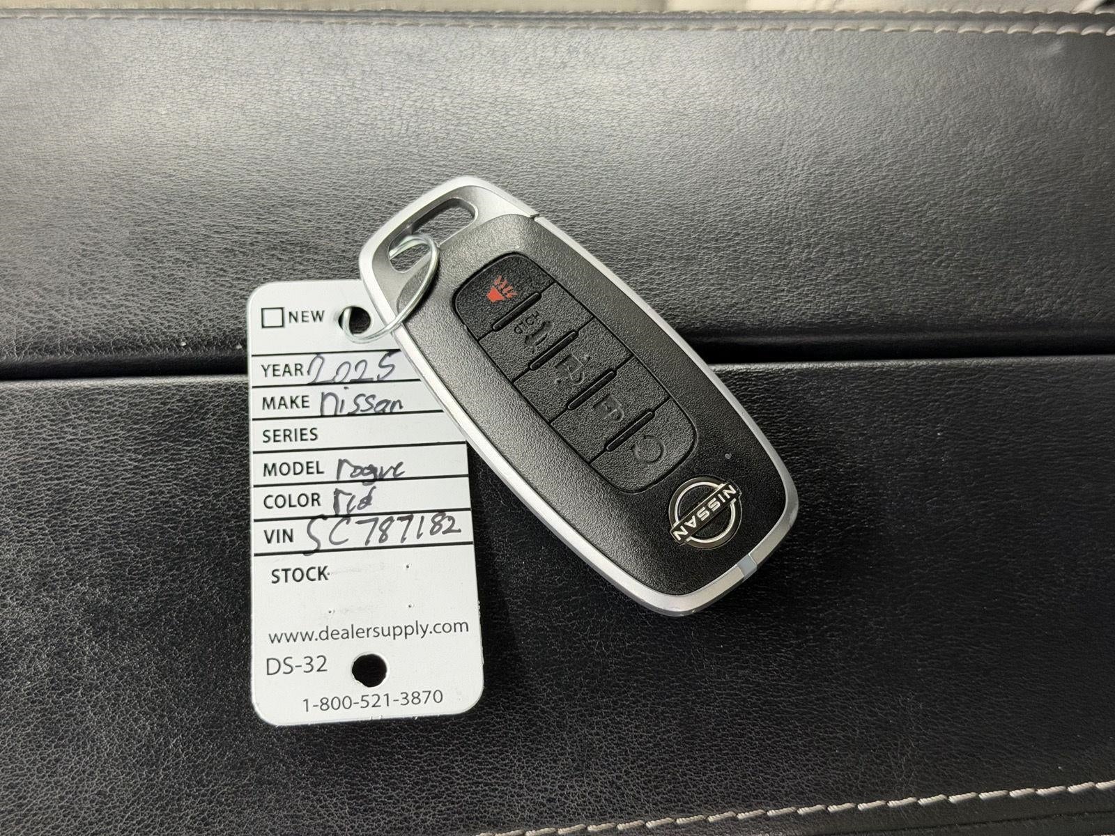 2025 Nissan Rogue AWD SV