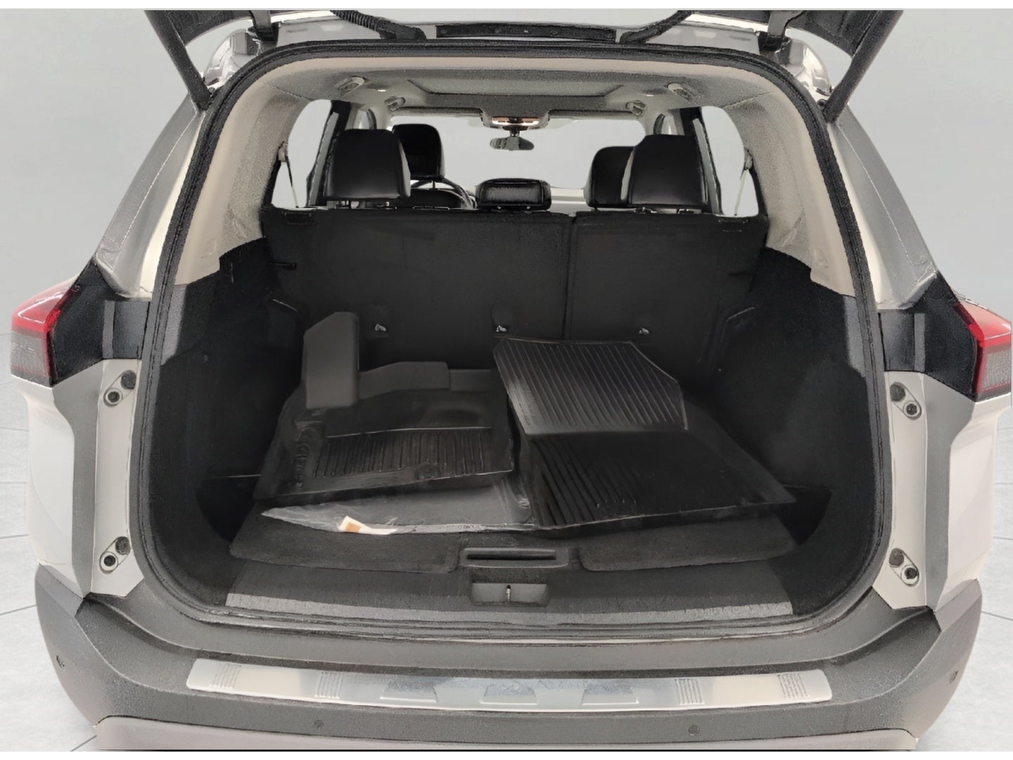 2023 Nissan Rogue AWD SV