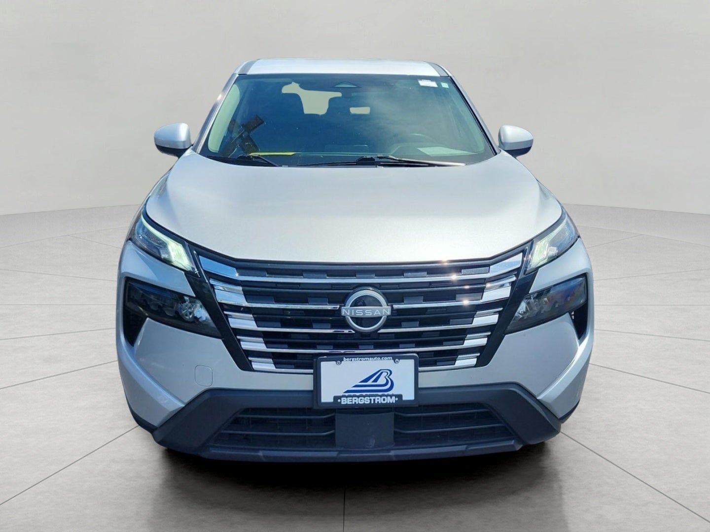 2025 Nissan Rogue AWD SV