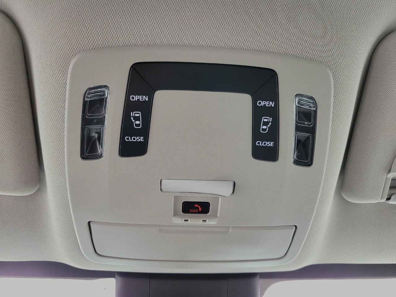 2025 Toyota Sienna LE 8 Passenger