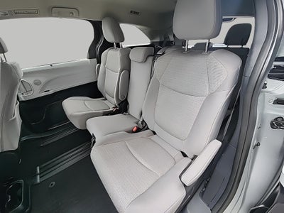 2025 Toyota Sienna LE 8 Passenger