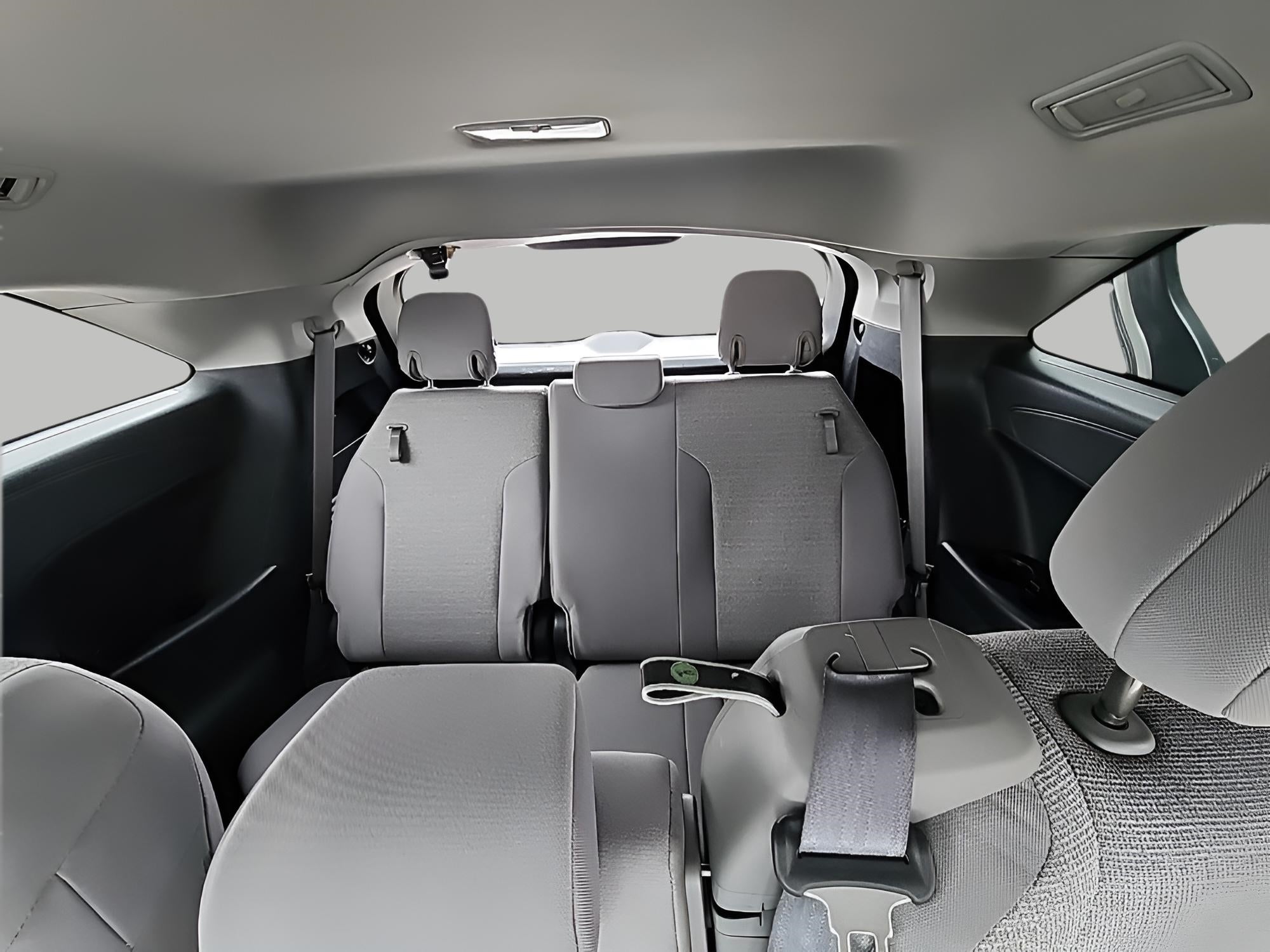 2025 Toyota Sienna LE 8 Passenger