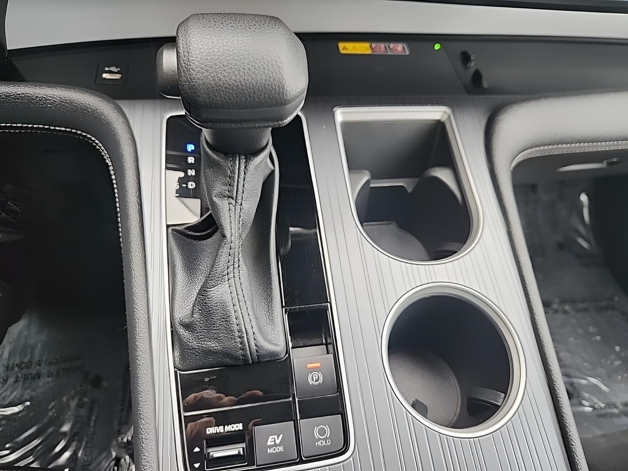 2025 Toyota Sienna LE 8 Passenger