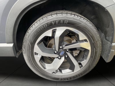 2023 Subaru Forester Touring CVT