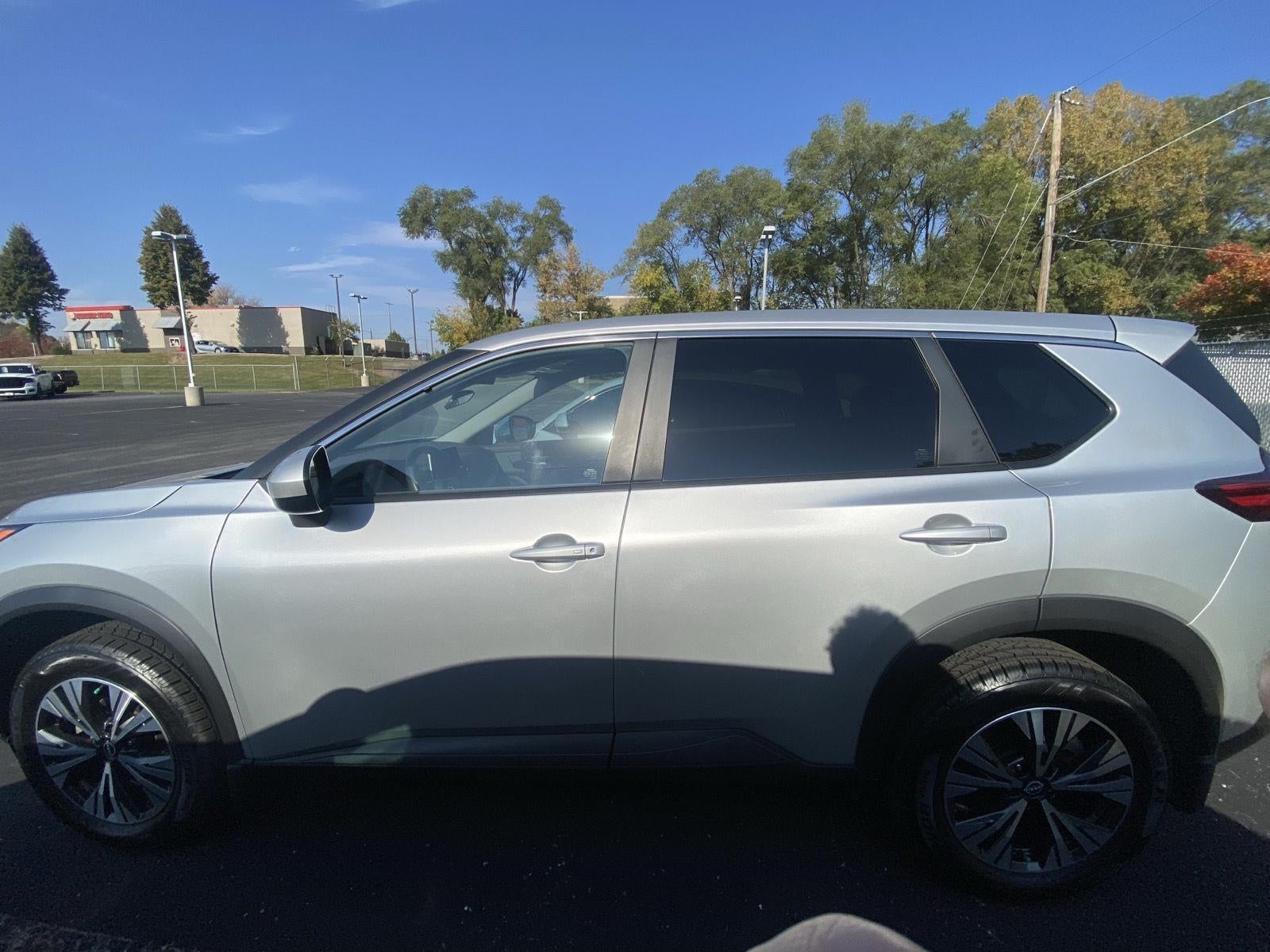2023 Nissan Rogue AWD SV