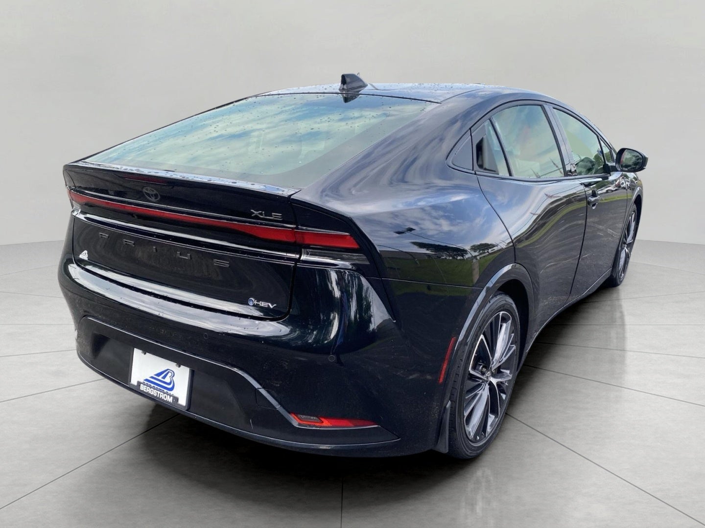 2024 Toyota Prius XLE