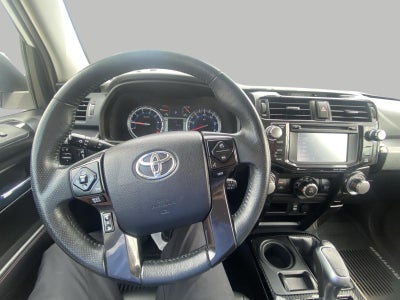 2017 Toyota 4Runner SR5 4WD
