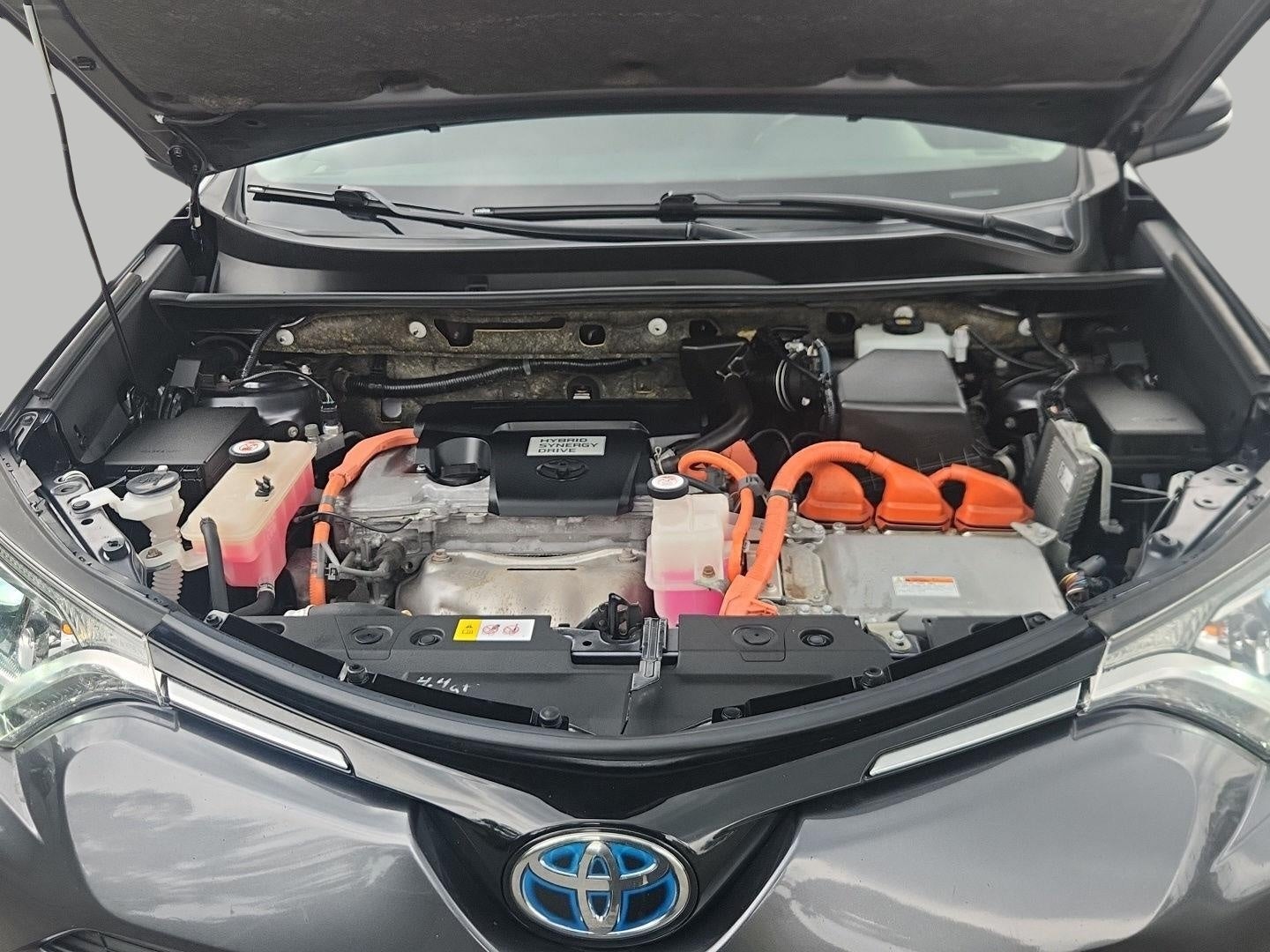 2018 Toyota RAV4 Hybrid XLE AWD