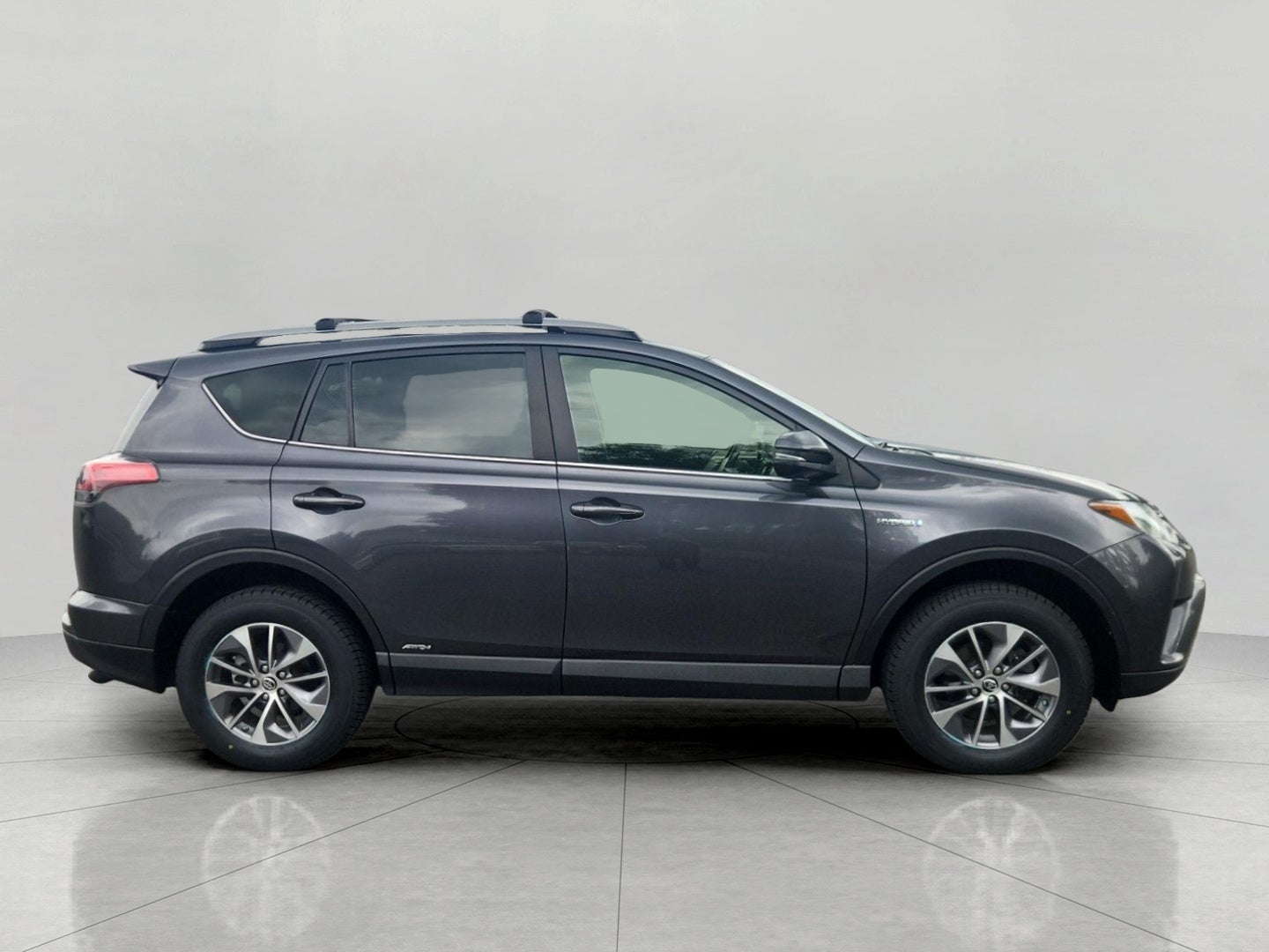 2018 Toyota RAV4 Hybrid XLE AWD