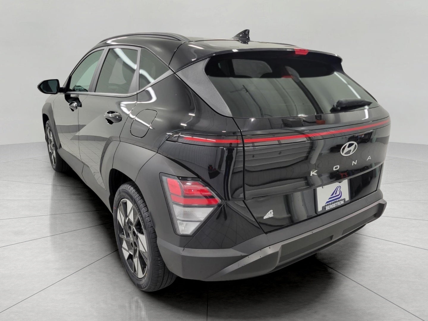 2025 Hyundai Kona SEL FWD