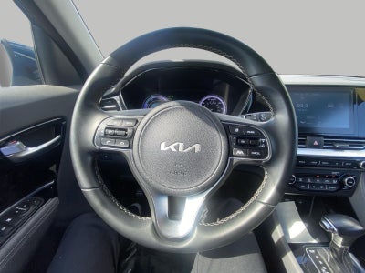 2022 Kia Niro LXS FWD