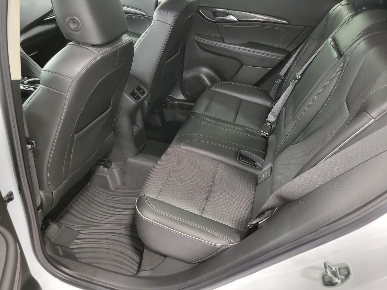2023 Buick Envision AWD 4dr Essence