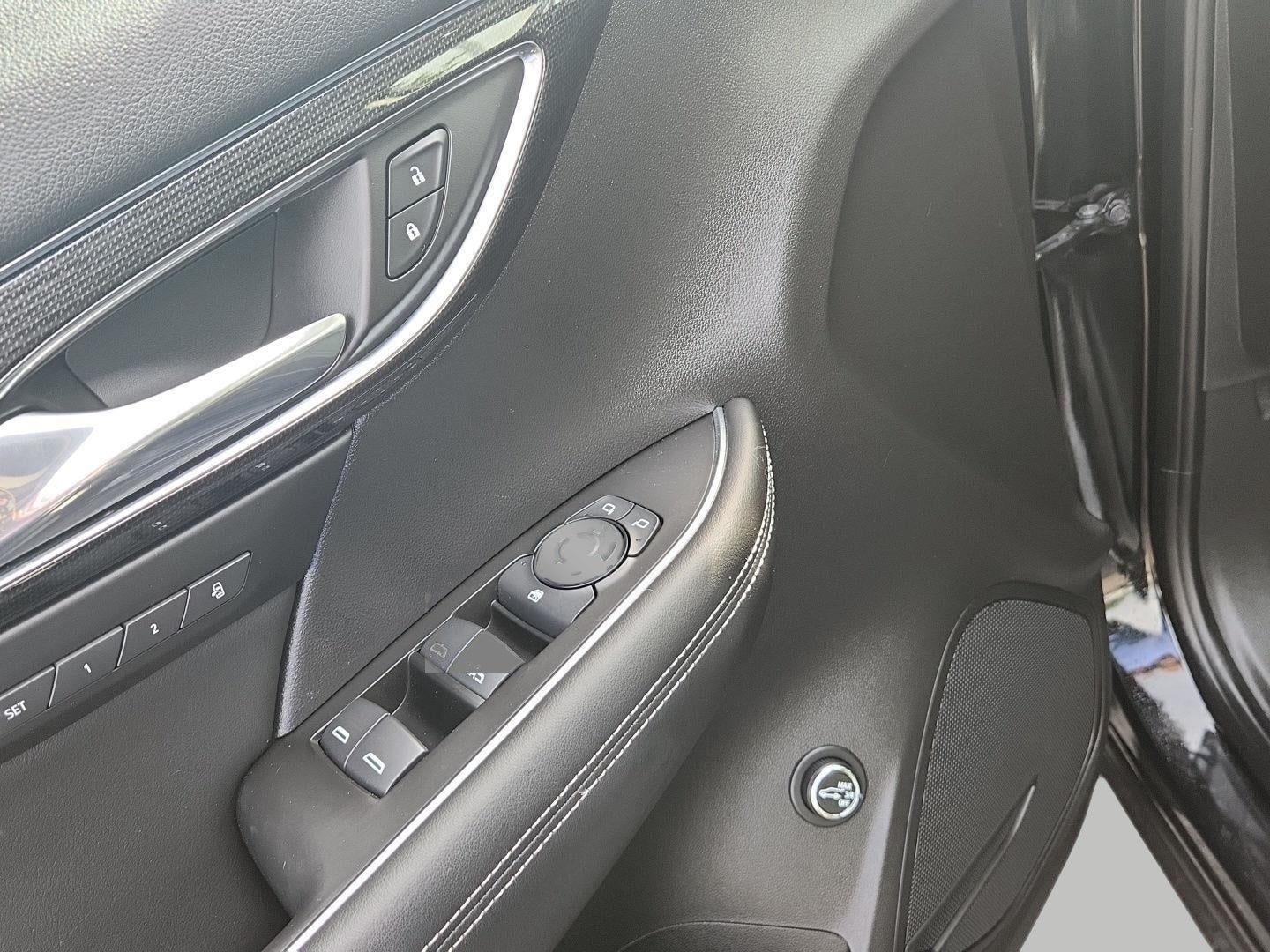 2023 Buick Envision AWD 4dr Essence