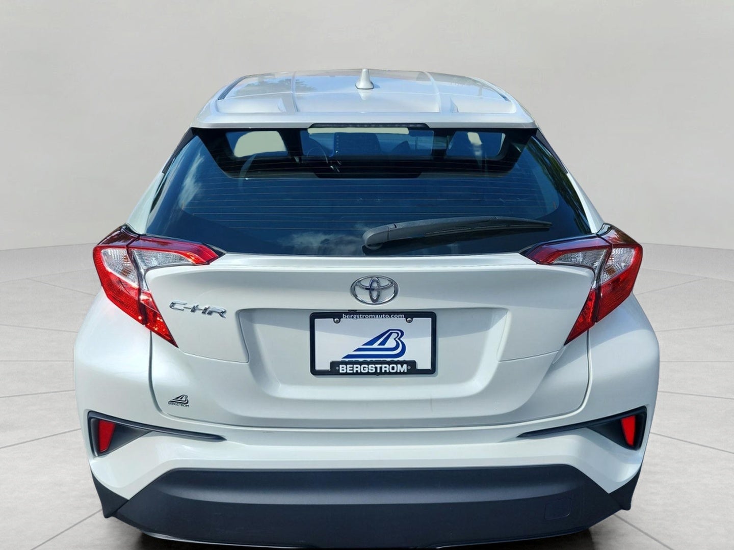 2021 Toyota C-HR XLE FWD