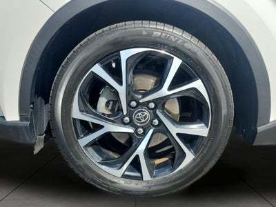 2021 Toyota C-HR XLE FWD